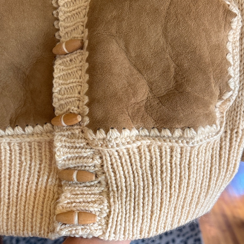 Vintage Cozy Tan and Cream Suede New Zealand Shearling Leather Women's Cardigan - Picture 9 of 16